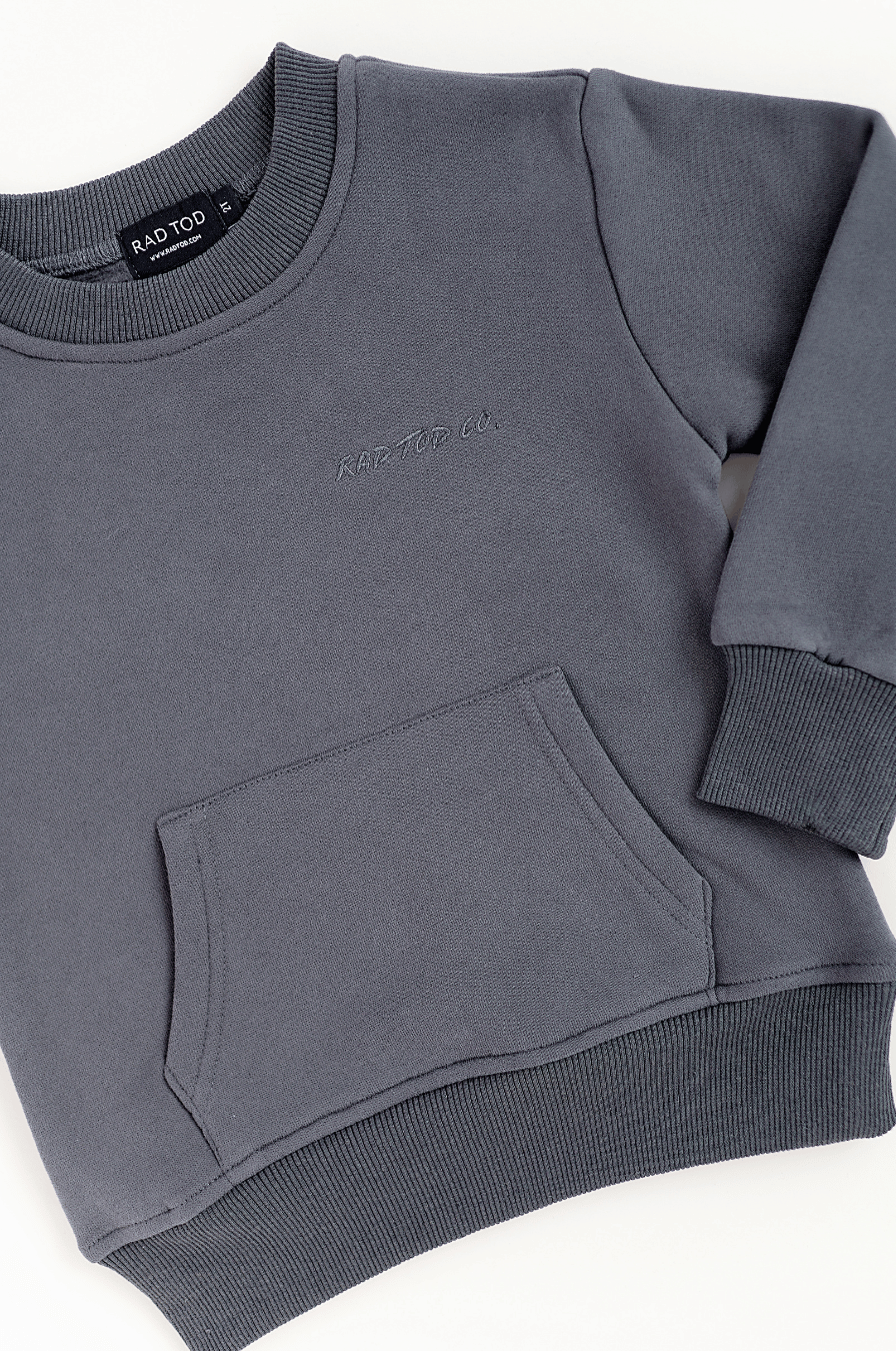 CHASING WAVES CREWNECK