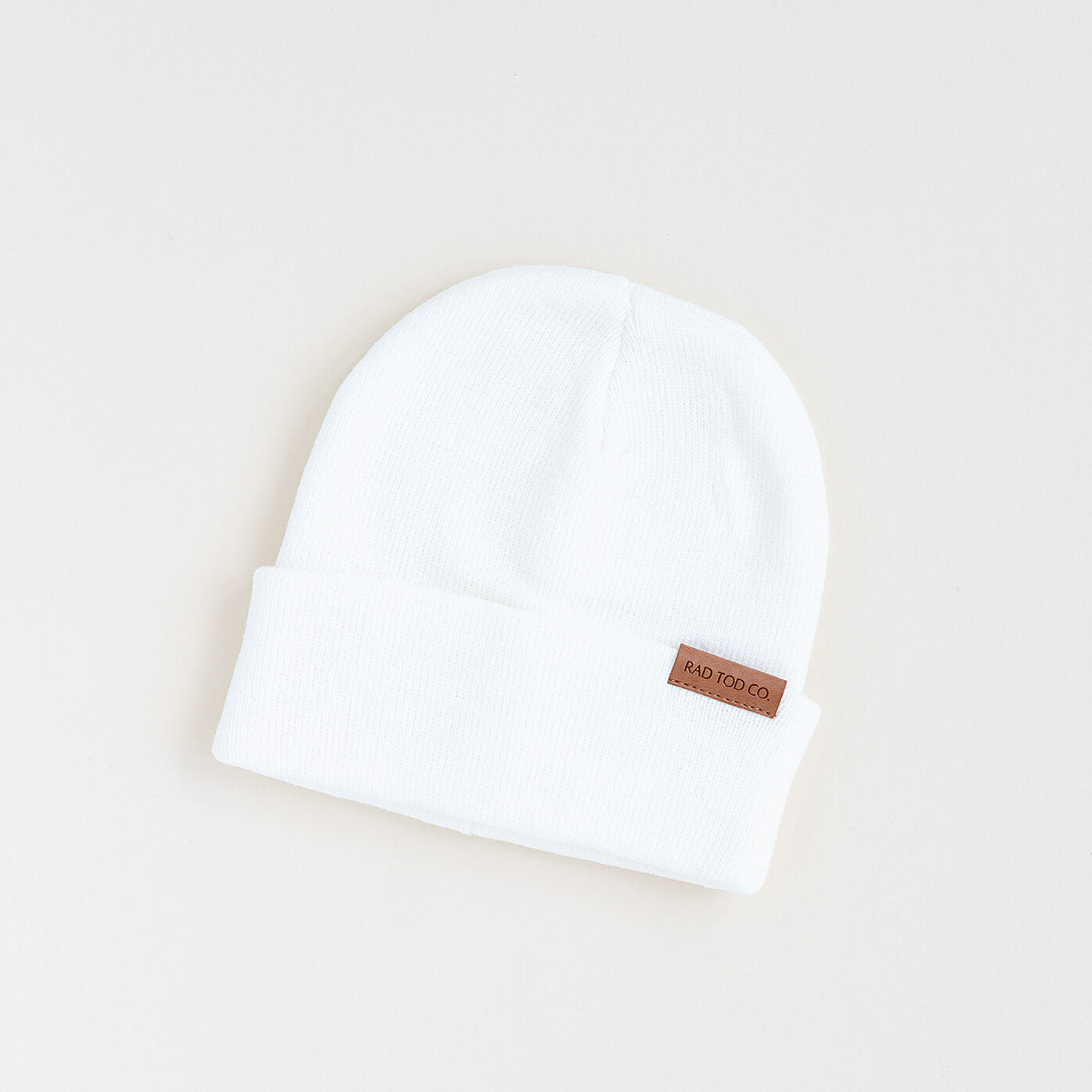 CLASSIC WHITE BEANIE