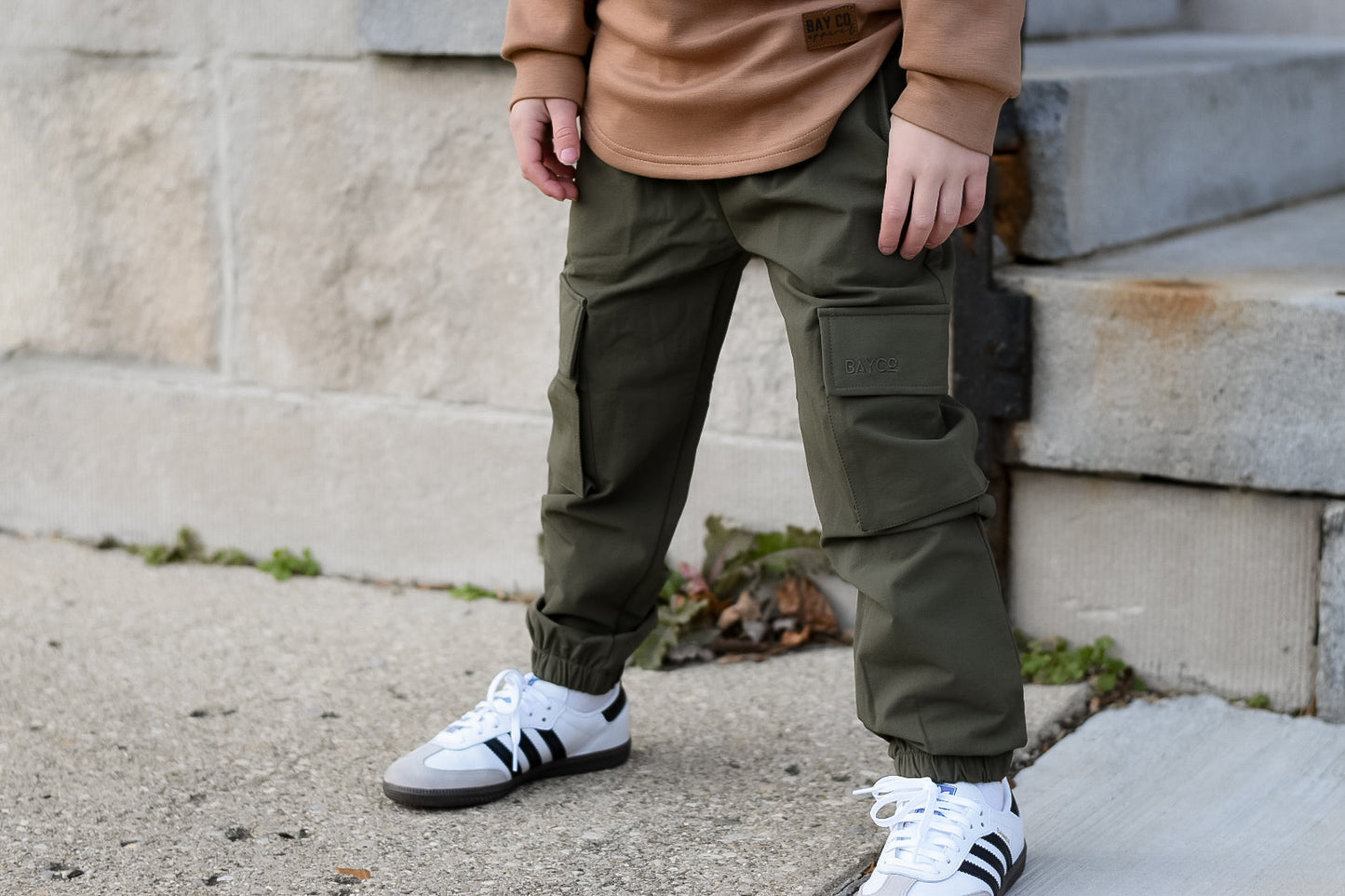 Cargo Cross-Stretch Chinos (Olive)