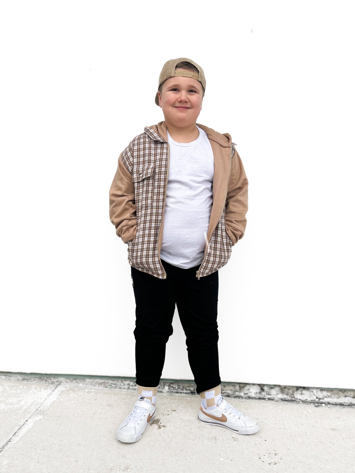 Beige + White Checker