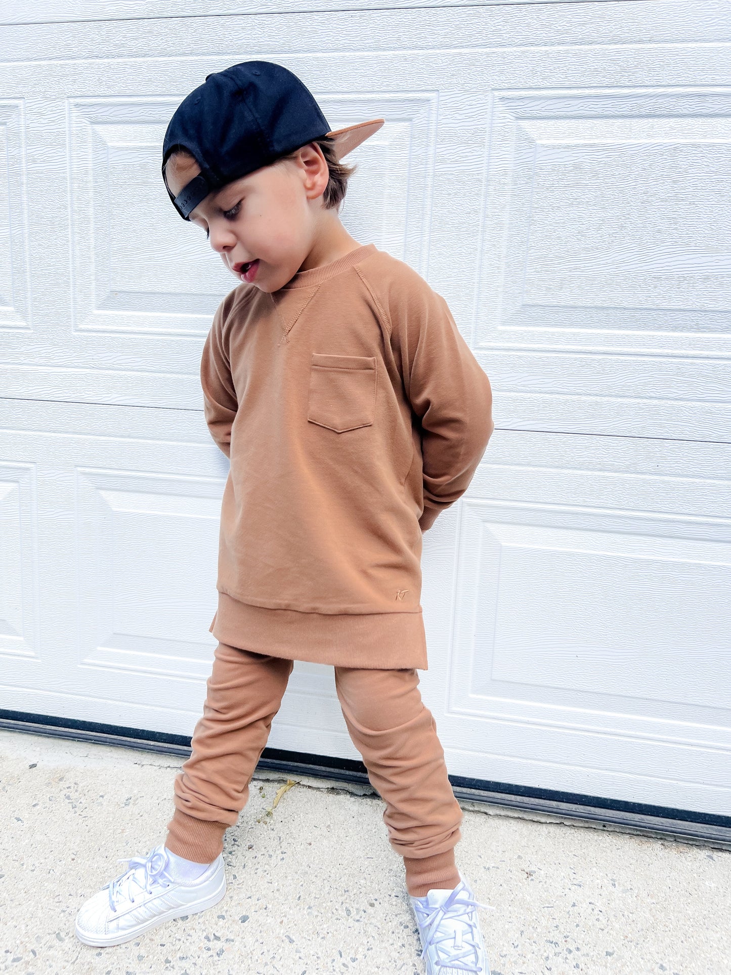 ORGANIC COTTON CREWNECK - ALMOND