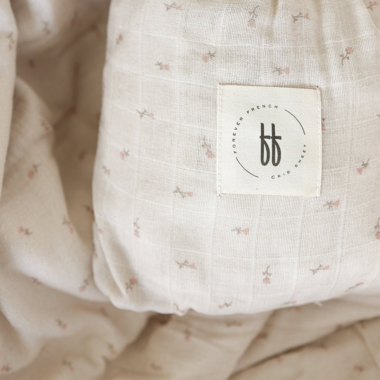 Muslin Crib Sheet | Lucy