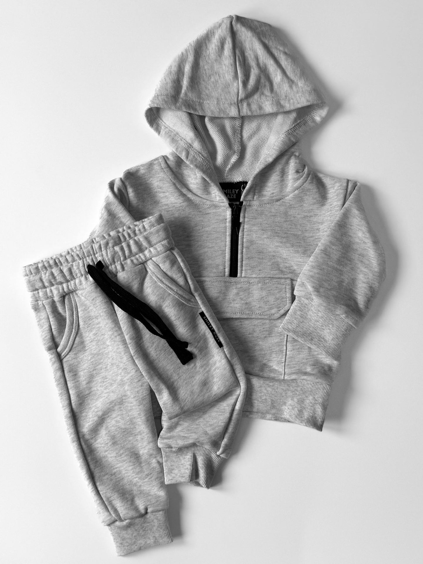 HEATHER GRAY • JOGGERS