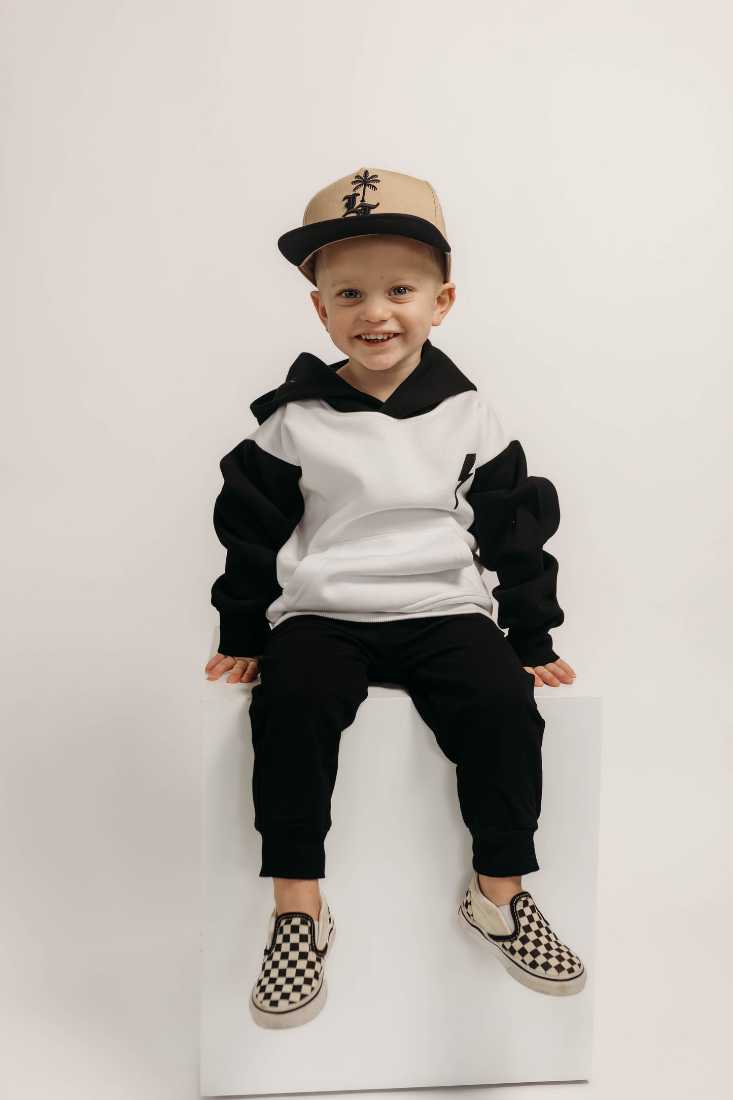 BOLT • COLOR BLOCK HOODIE