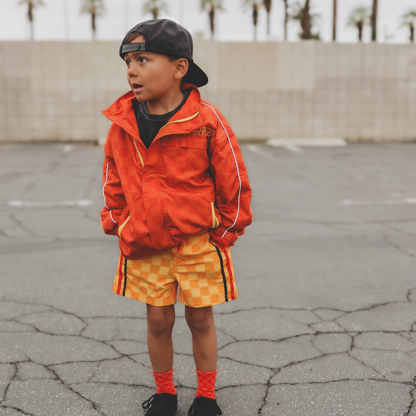 RETRO-WAVE HYBRID BOARD SHORT - YELLOW