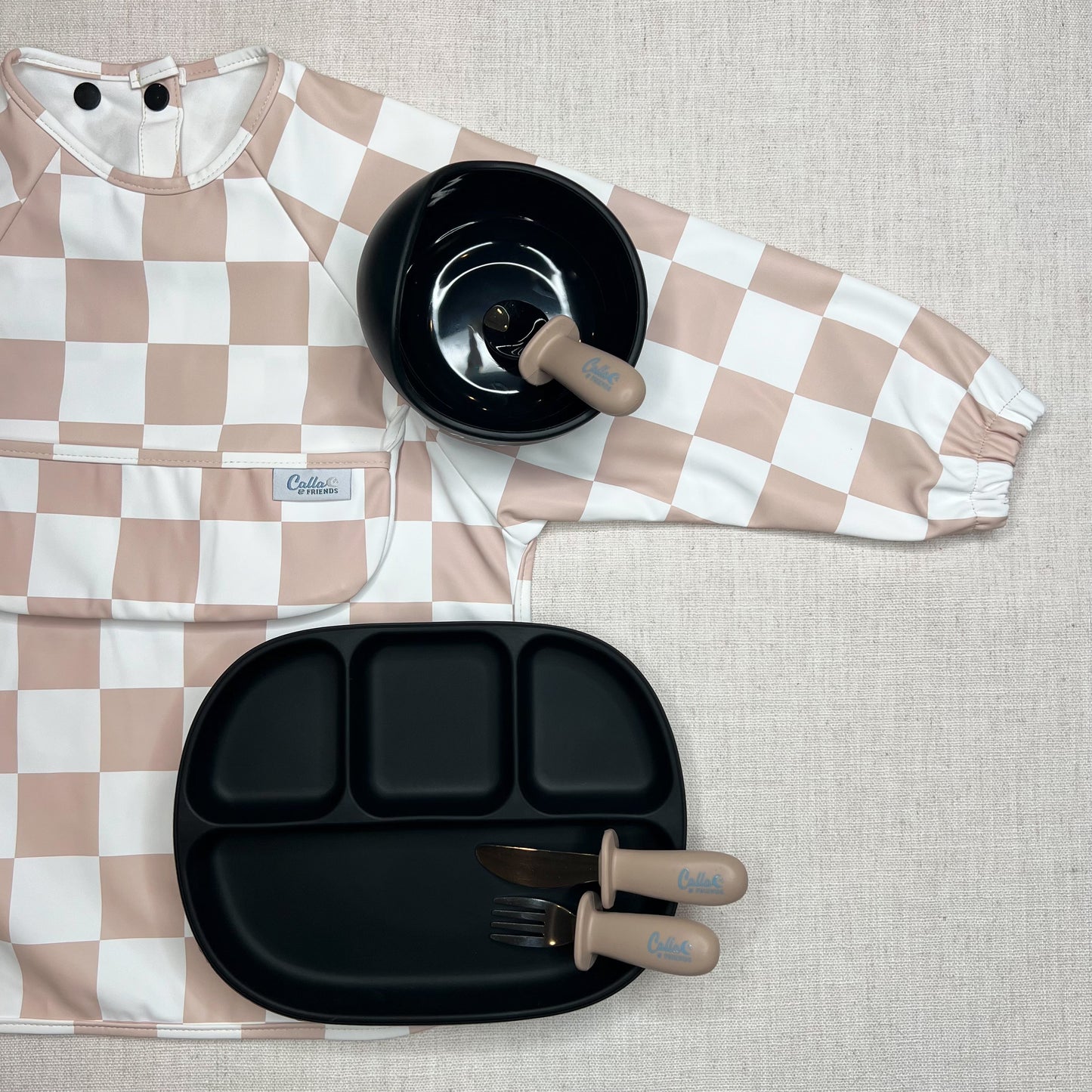 BLACKOUT COLLECTION Easy Scoop Suction Bowl