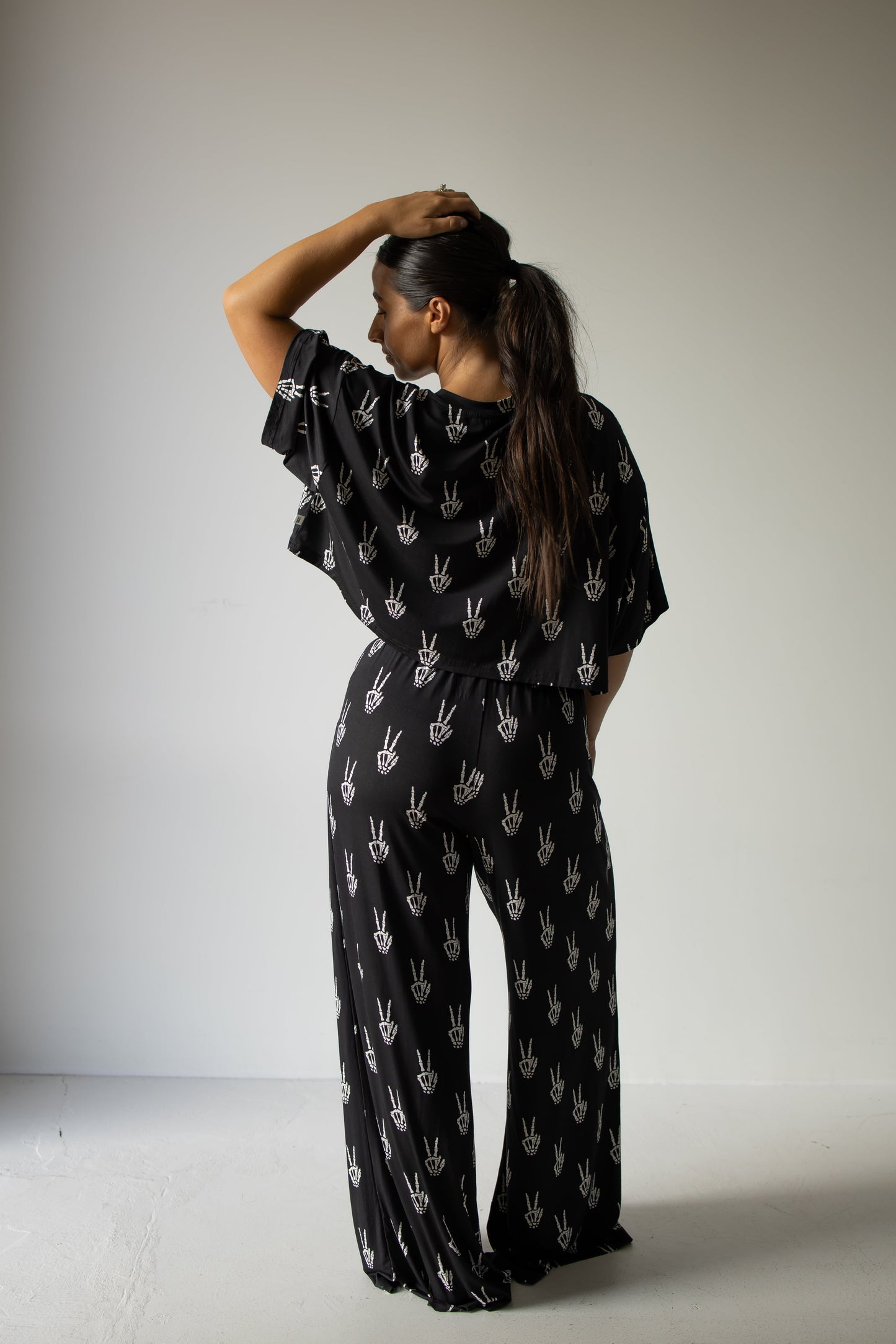 Women's Bamboo Crop Tee Lounge Set | Midnight Skelly