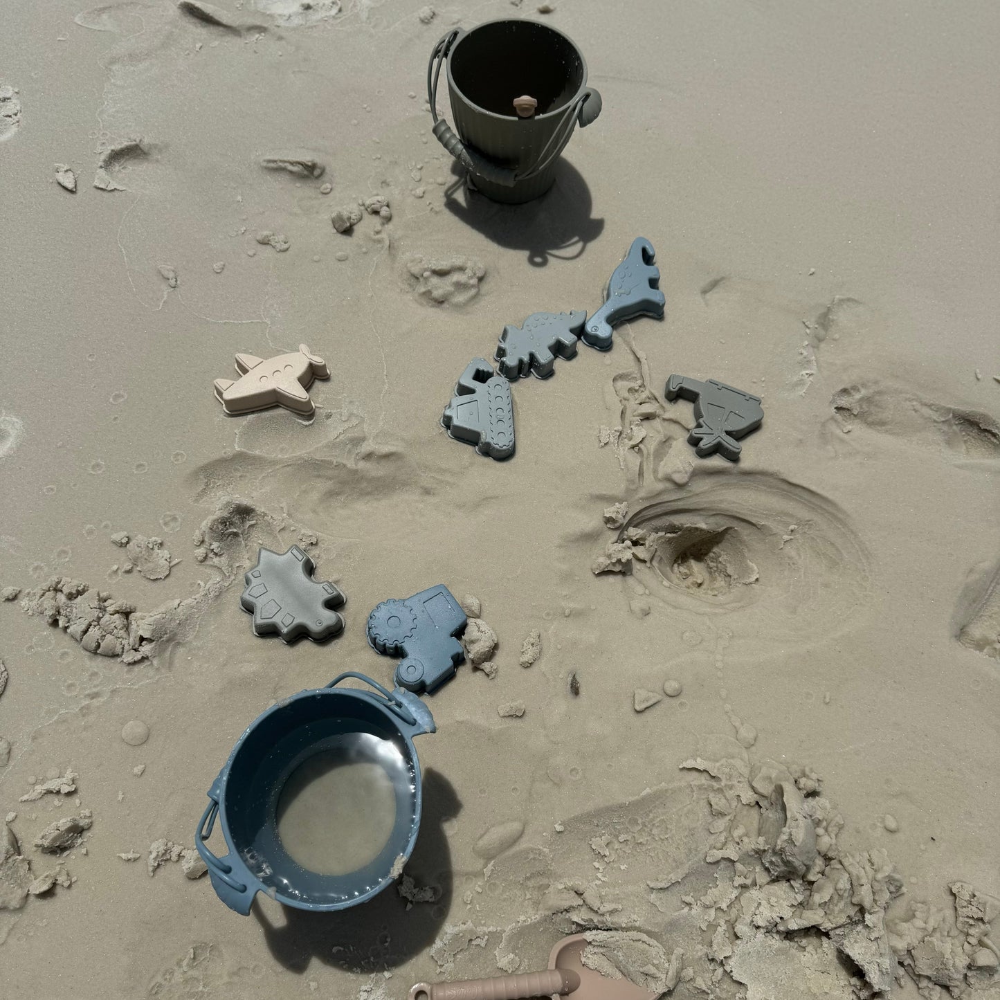 Brayden Silicone Beach Toy Set