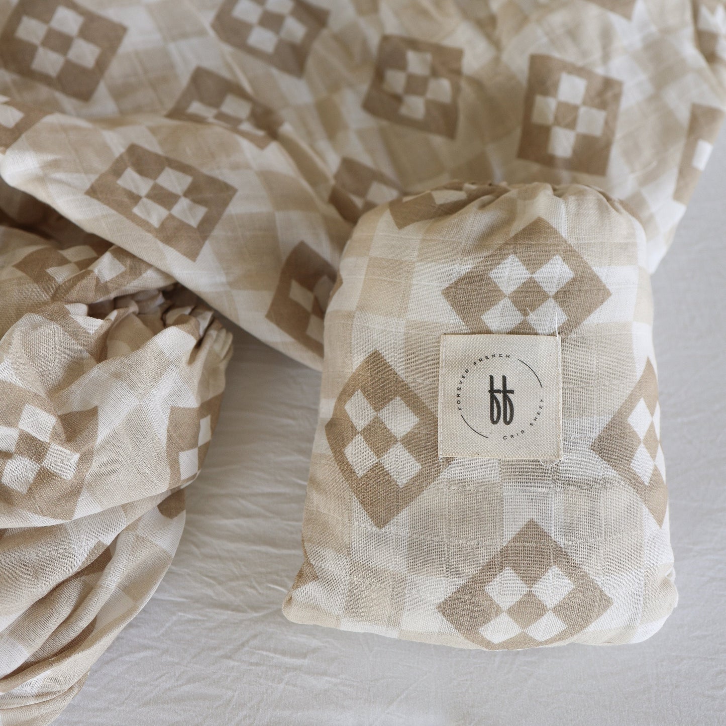 Muslin Crib Sheet | Cottage Quilt