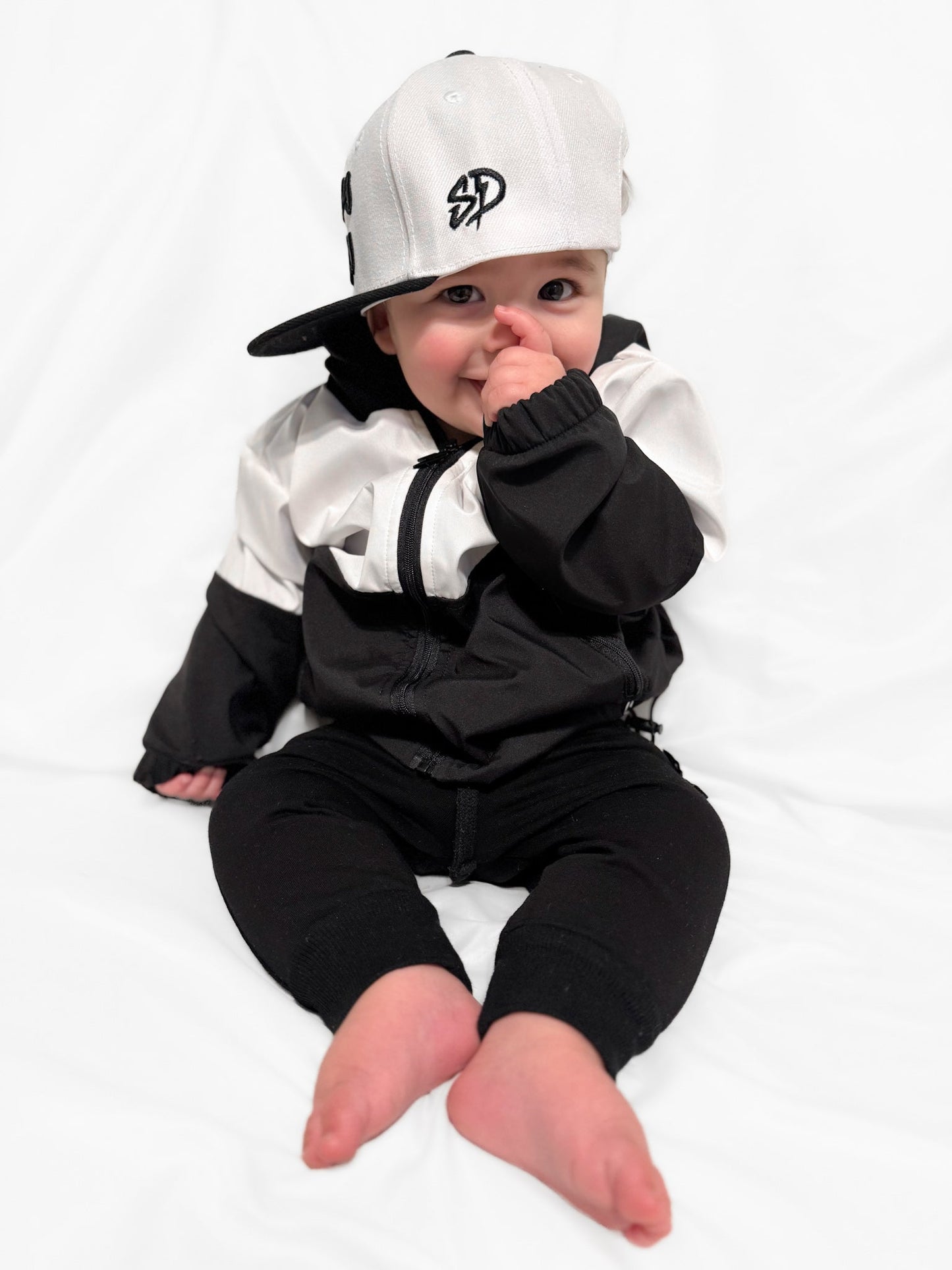 COLOR BLOCK • WINDBREAKER