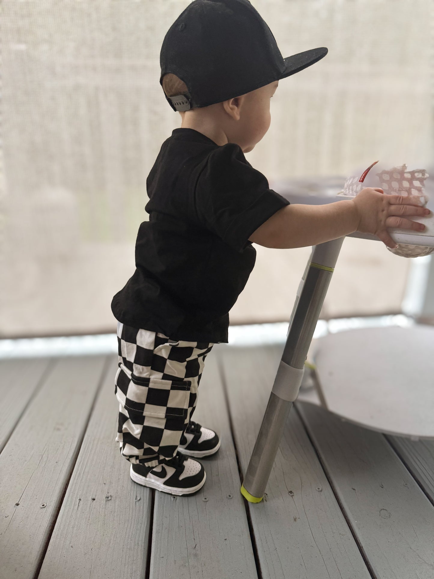 BLACK & WHITE CHECKERED • CARGO SWEATPANTS