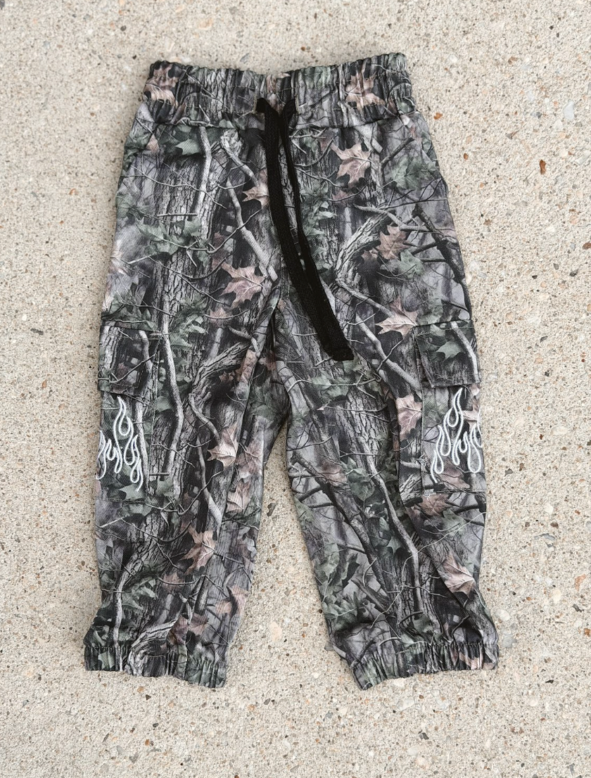 CAMO FLAME • CARGO JOGGERS
