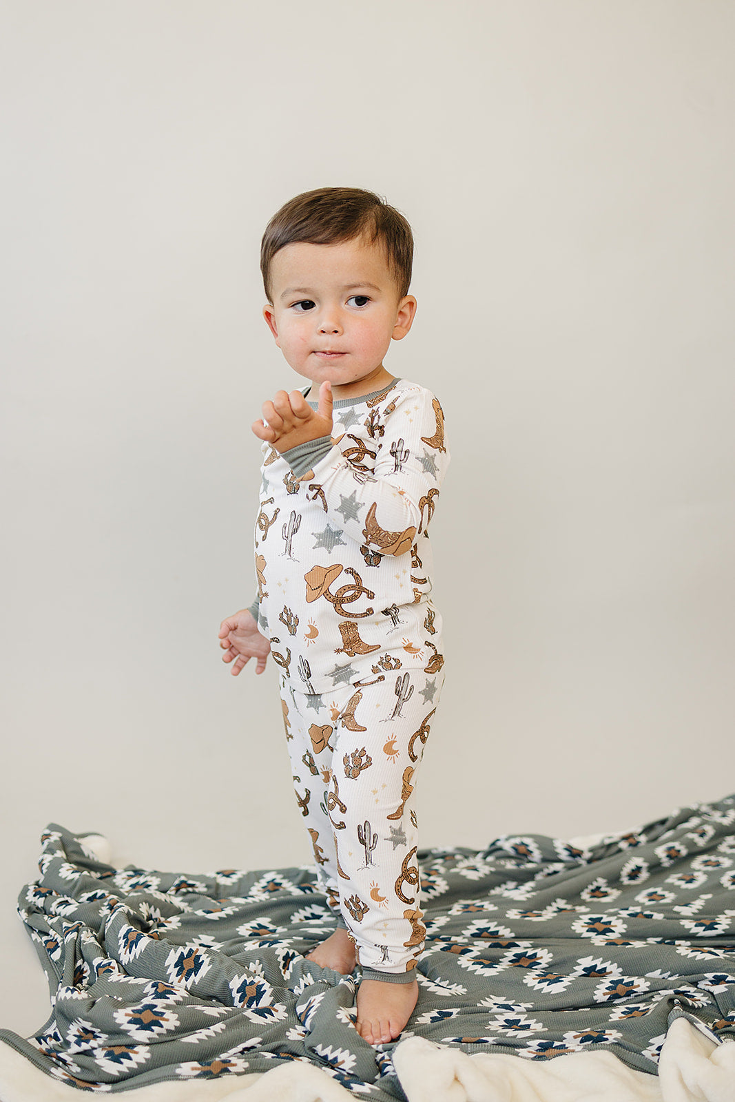 Outlaw Cowboy Ribbed Bamboo Cozy Set