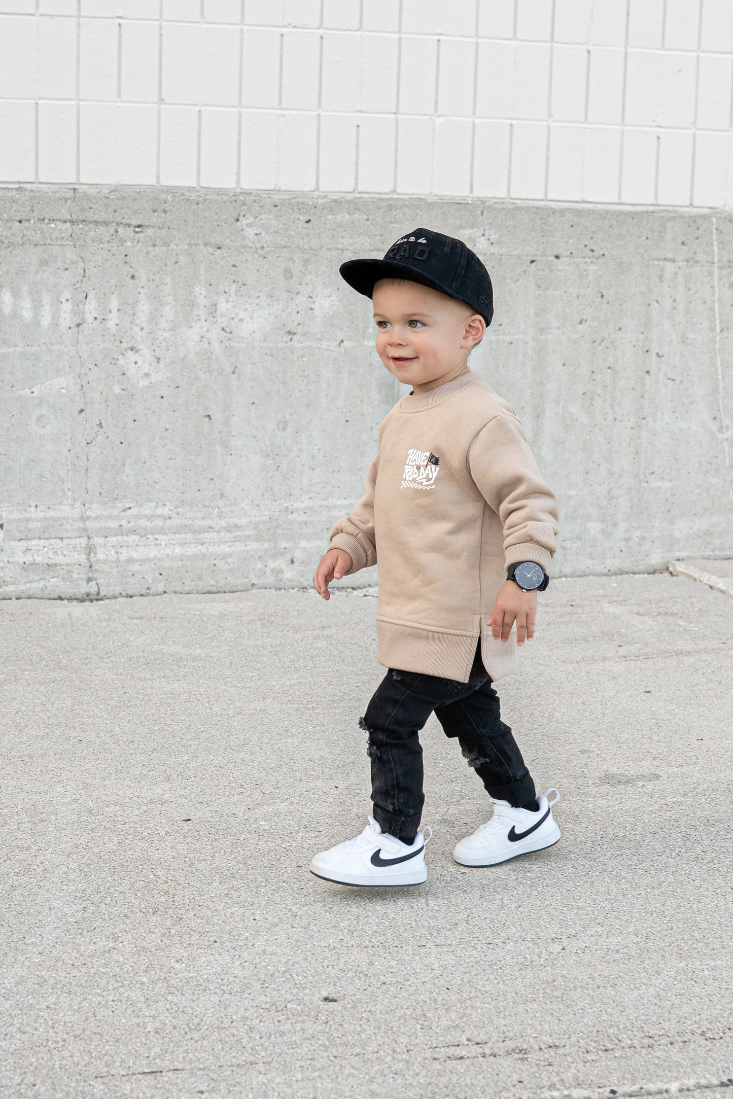 HAVE A RAD DAY CREWNECK