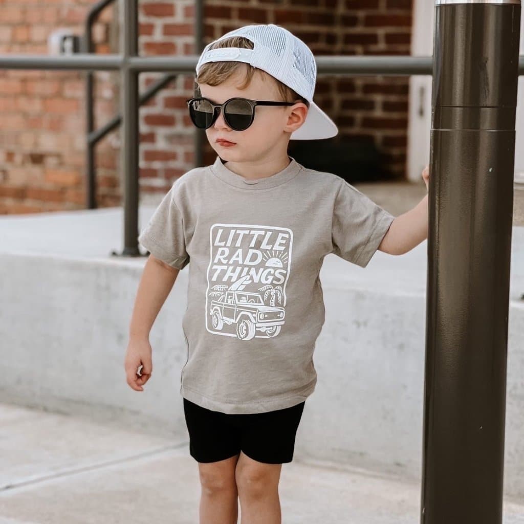 THE BRONCO LITTLE RAD THINGS TEE