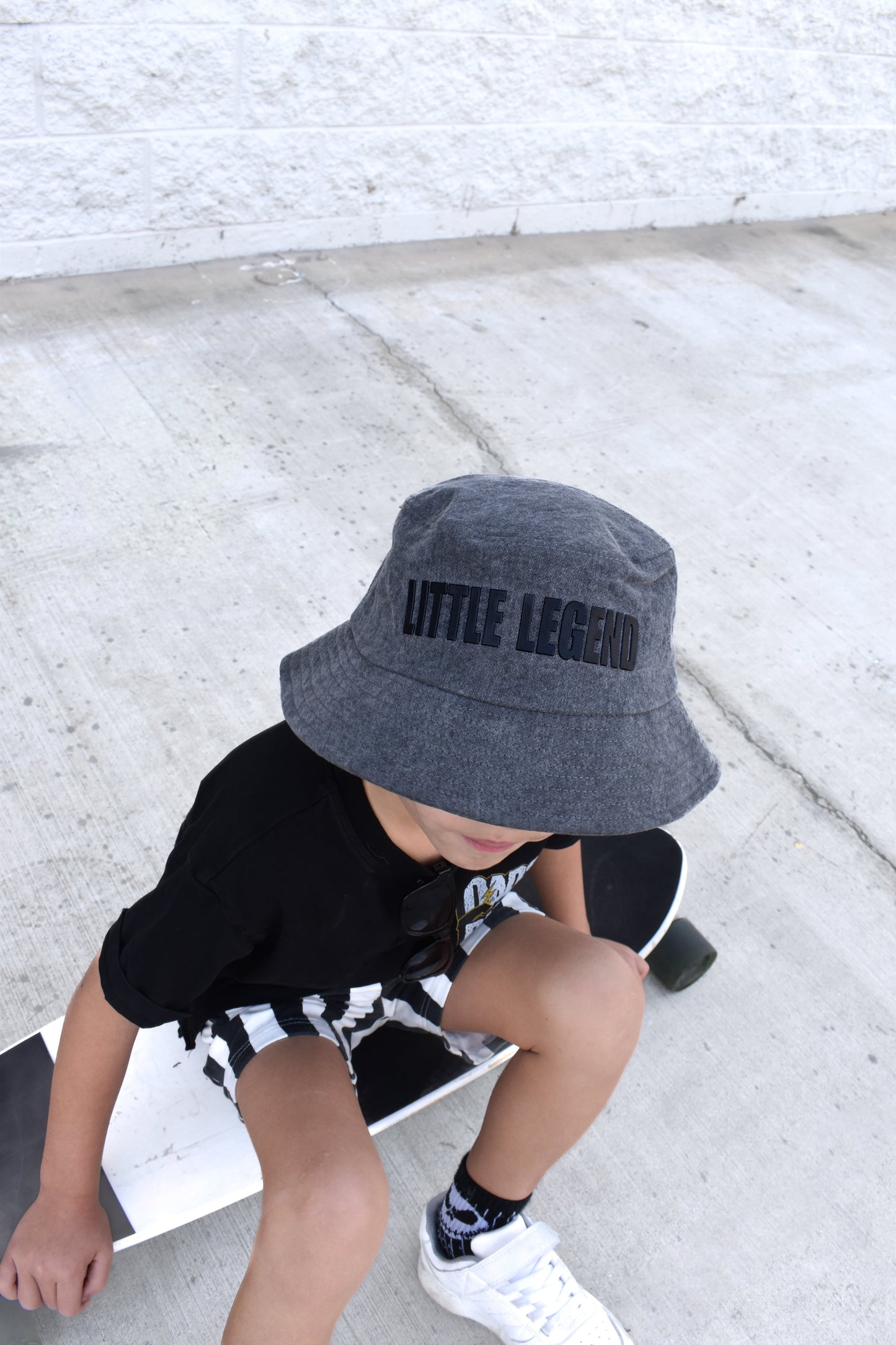 LITTLE LEGEND BUCKET HAT